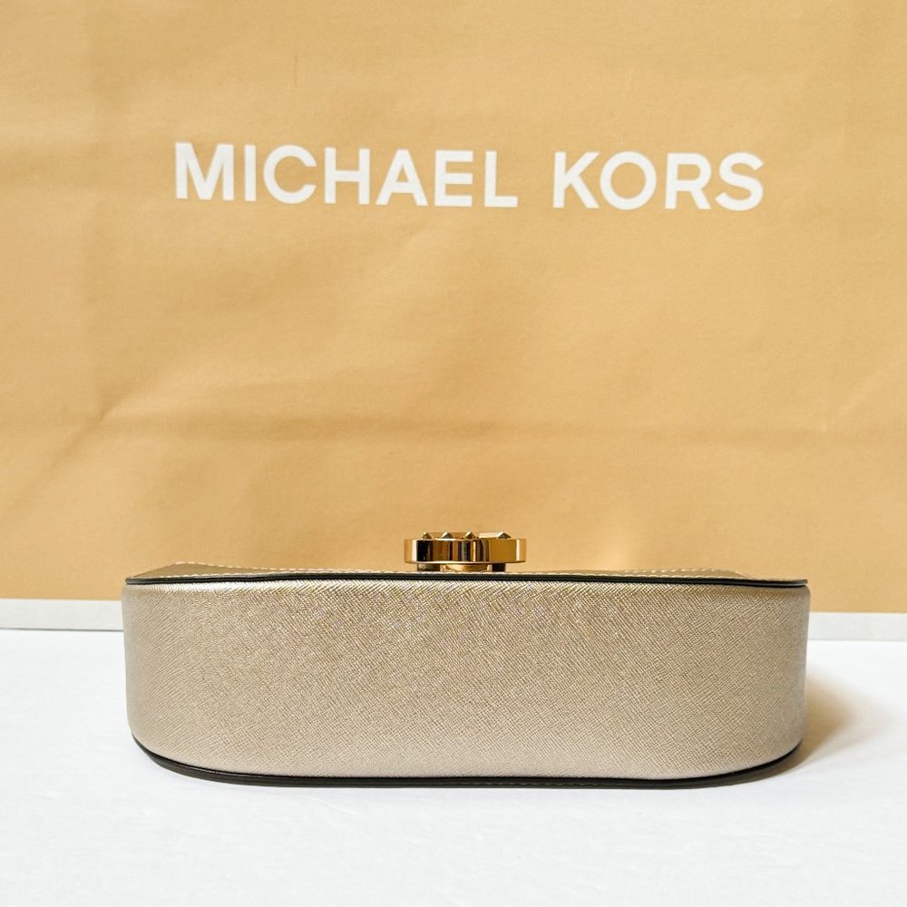 Michael Kors Carmen Small Shoulder Chain Bag + Coin ID Key Wallet Pale Gold - Picture 10 of 14